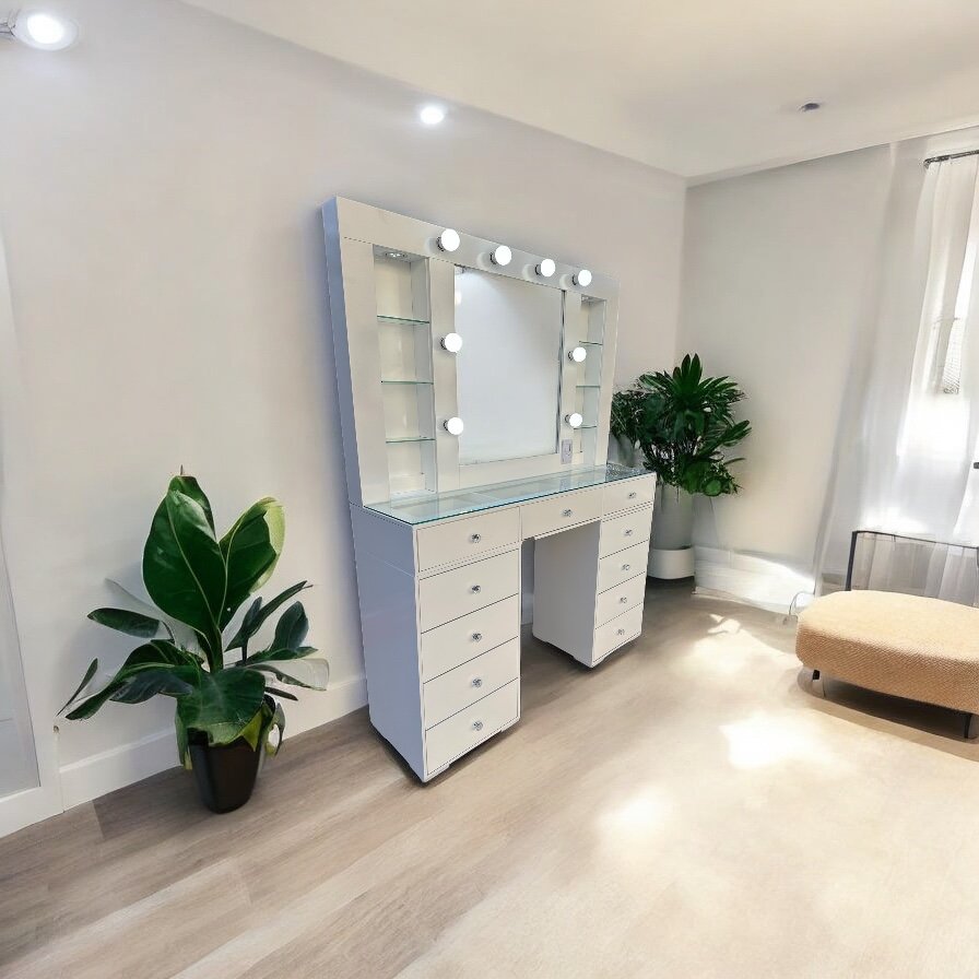 Lina Vanity
